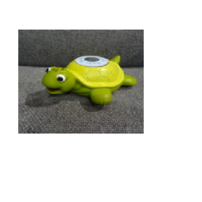 Turtle toy with hot and cold temperature indicator on underside